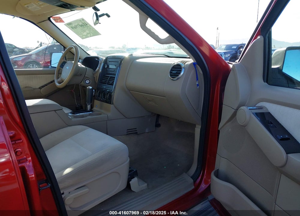2009 FORD EXPLORER XLT VIN: 1FMEU73E09UA12404