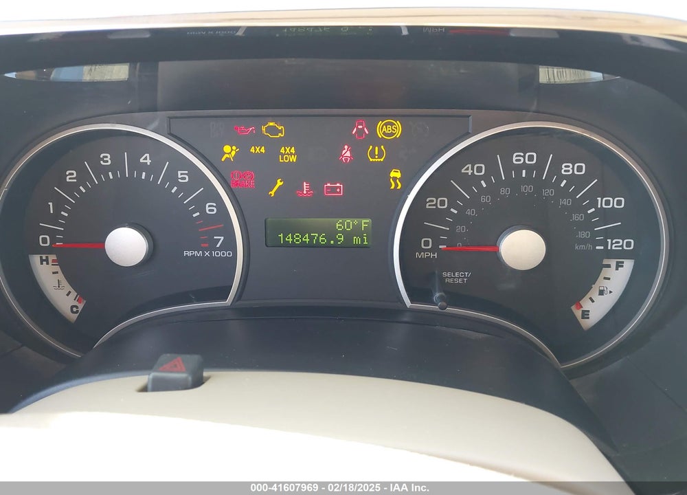 2009 FORD EXPLORER XLT VIN: 1FMEU73E09UA12404
