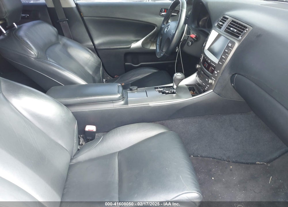 2006 LEXUS IS 350 VIN: JTHBE262765006824