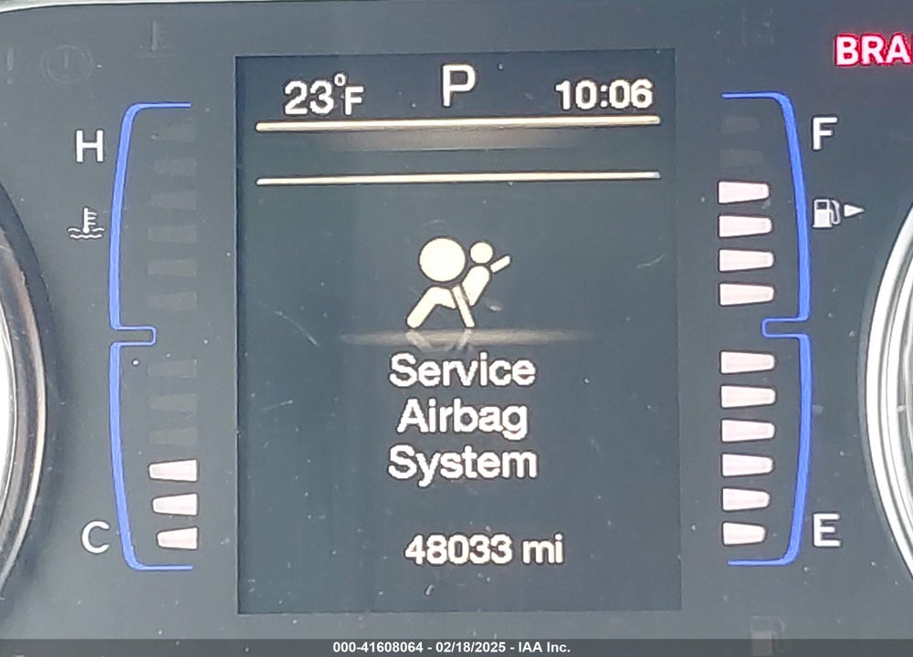 2016 CHRYSLER 200 VIN: 1C3CCCAB0GN165702