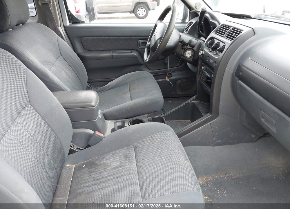 2002 NISSAN FRONTIER XE VIN: 1N6DD26SX2C385558