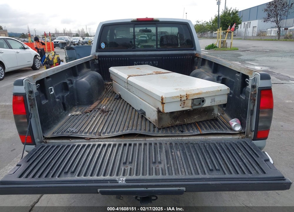 2002 NISSAN FRONTIER XE VIN: 1N6DD26SX2C385558