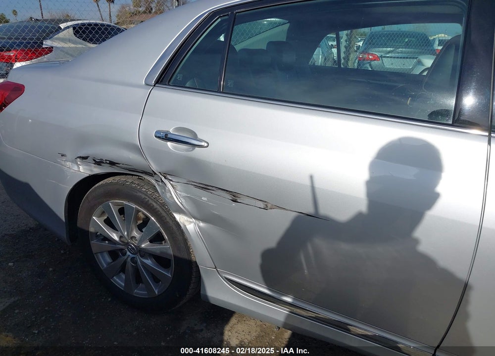2011 TOYOTA AVALON VIN: 4T1BK3DB8BU431533