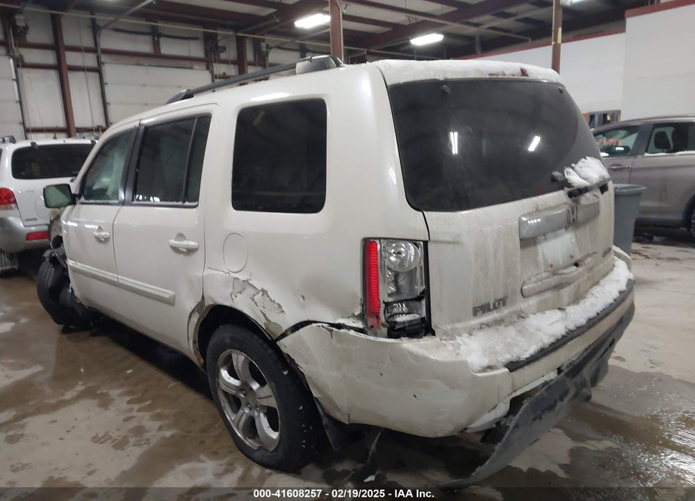 2013 HONDA PILOT VIN: 5FNYF4H50DB504810