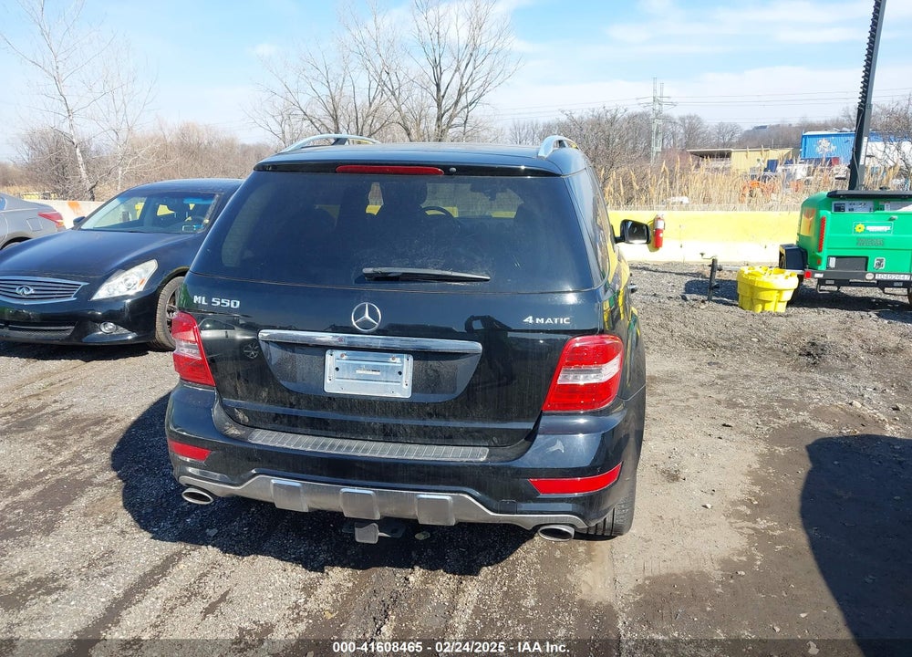 2011 MERCEDES-BENZ ML 550 VIN: 4JGBB7CB1BA636105