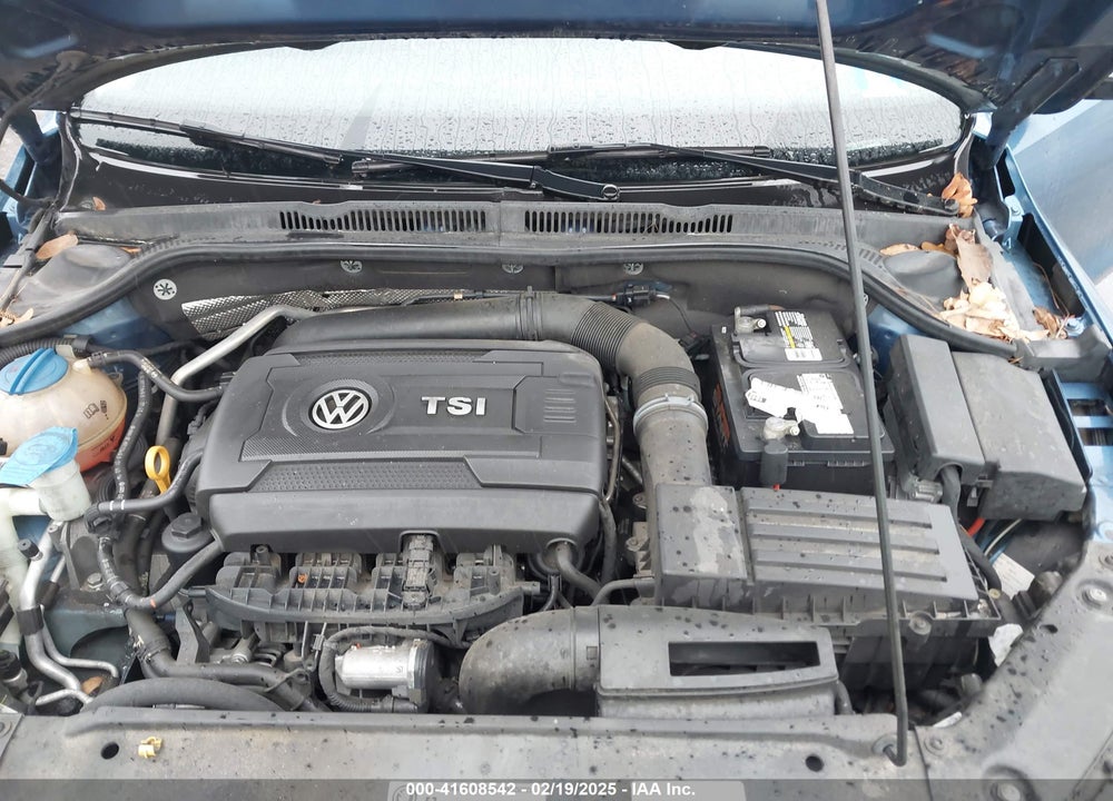 2015 VOLKSWAGEN JETTA VIN: 3VWD07AJ9FM329266