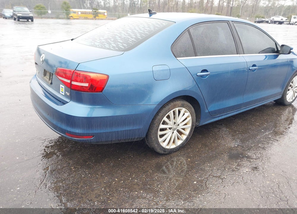 2015 VOLKSWAGEN JETTA VIN: 3VWD07AJ9FM329266