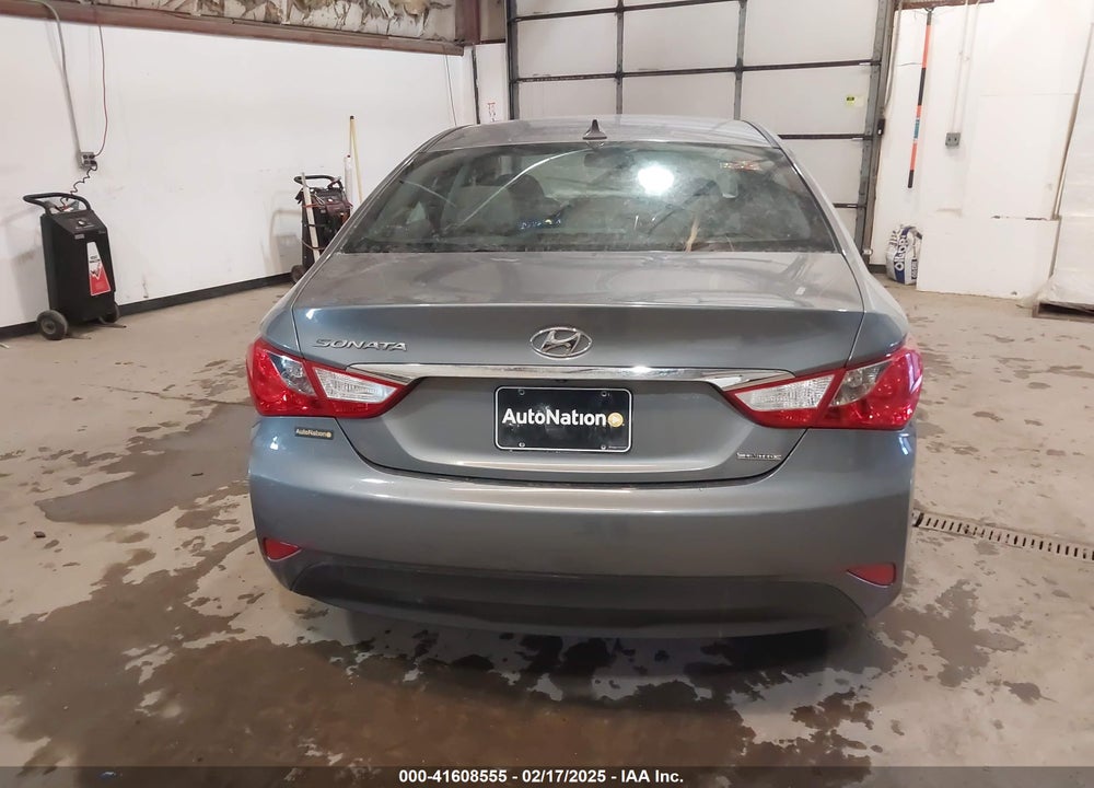 2014 HYUNDAI SONATA LIMITED VIN: 5NPEC4AC5EH857681