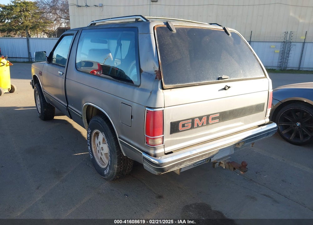 1989 GMC S15 JIMMY VIN: 1GKCT18Z0K0517111