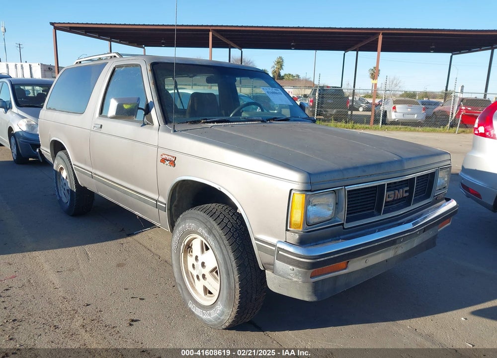 1989 GMC S15 JIMMY VIN: 1GKCT18Z0K0517111