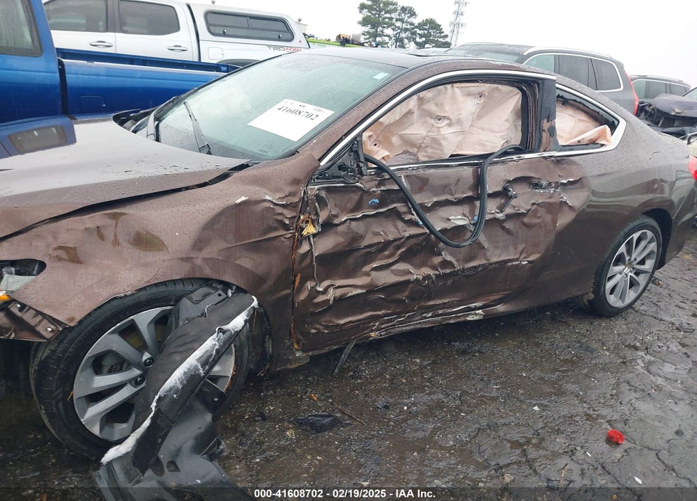2014 HONDA ACCORD VIN: 1HGCT2B81EA008176