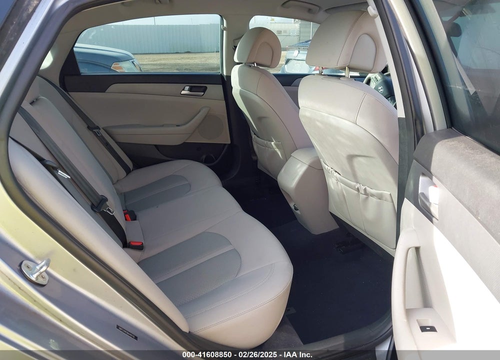 2017 HYUNDAI SONATA VIN: 5NPE24AF8HH491118