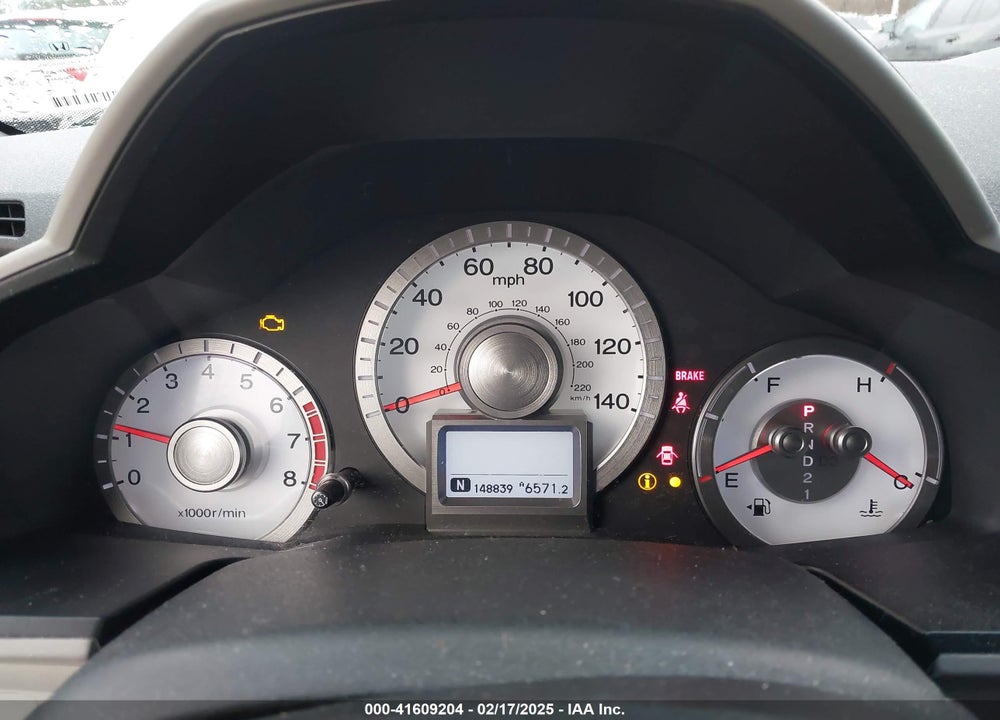 2011 HONDA PILOT TOURING VIN: 5FNYF4H9XBB052820
