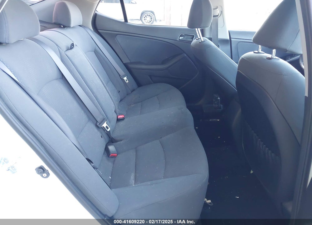 2015 KIA OPTIMA VIN: KNAGM4A78F5627088