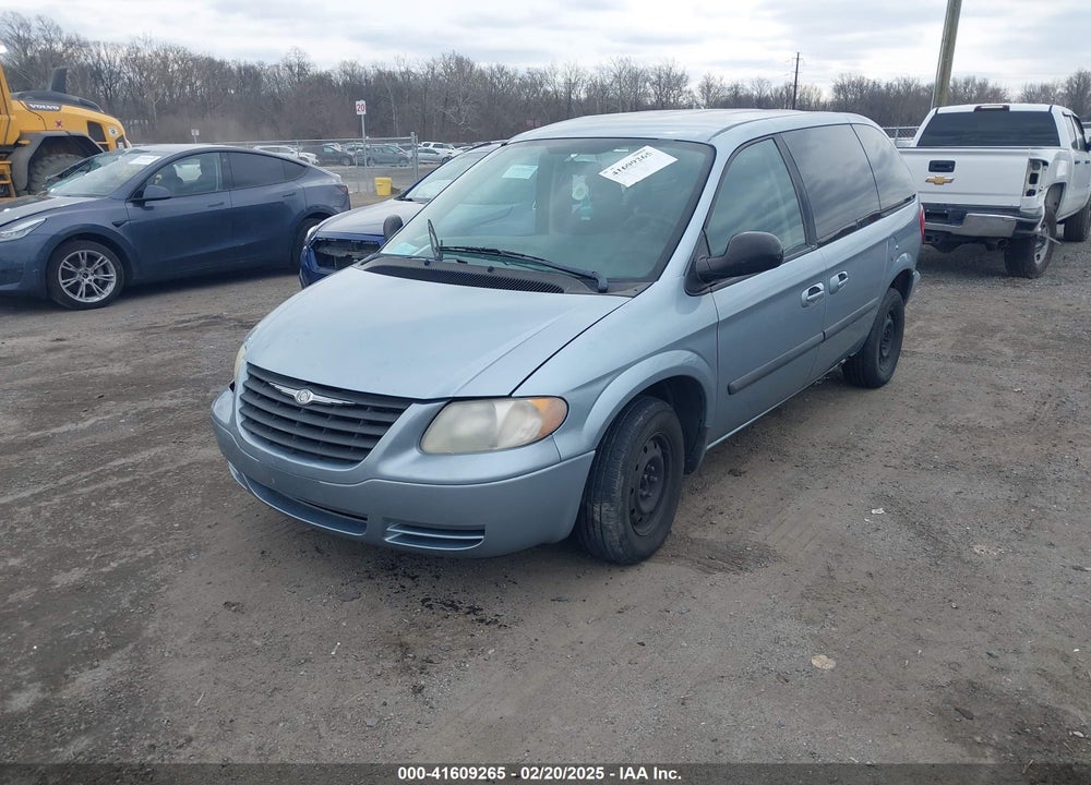 2005 CHRYSLER TOWN & COUNTRY VIN: 1C4GP45R05B438120