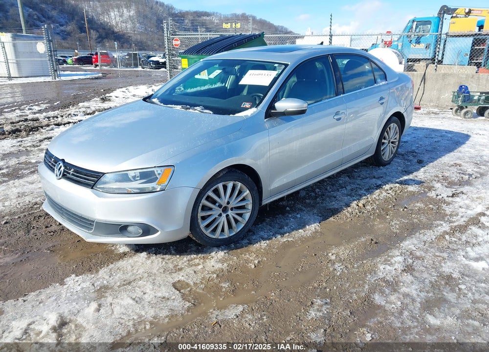 2014 VOLKSWAGEN JETTA VIN: 3VWLL7AJXEM382611