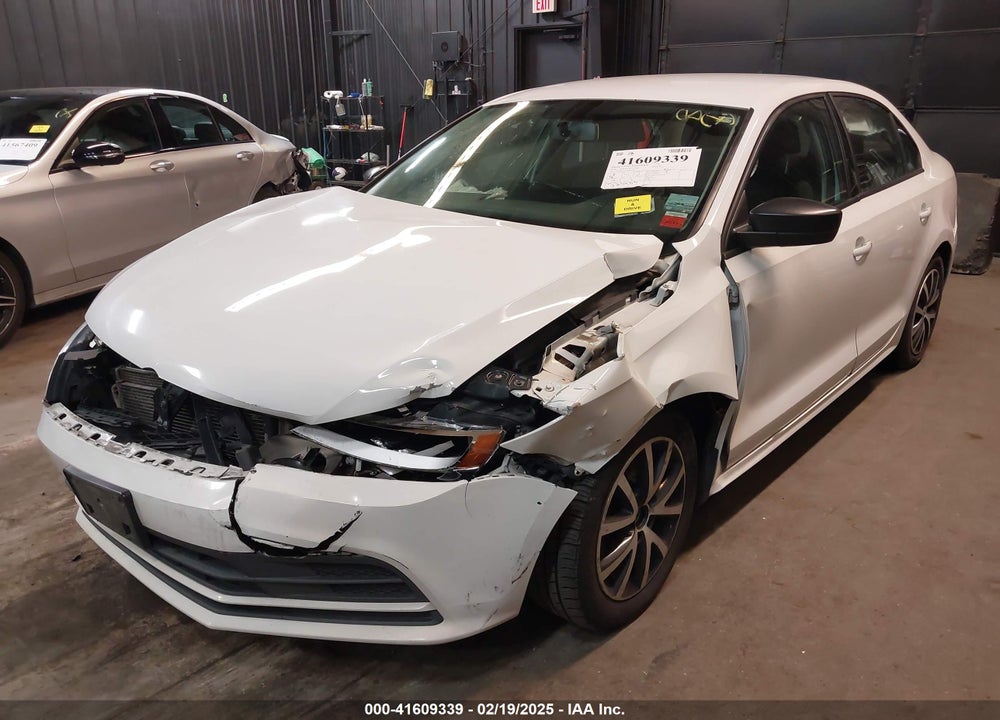 2016 VOLKSWAGEN JETTA VIN: 3VWD67AJ7GM417524
