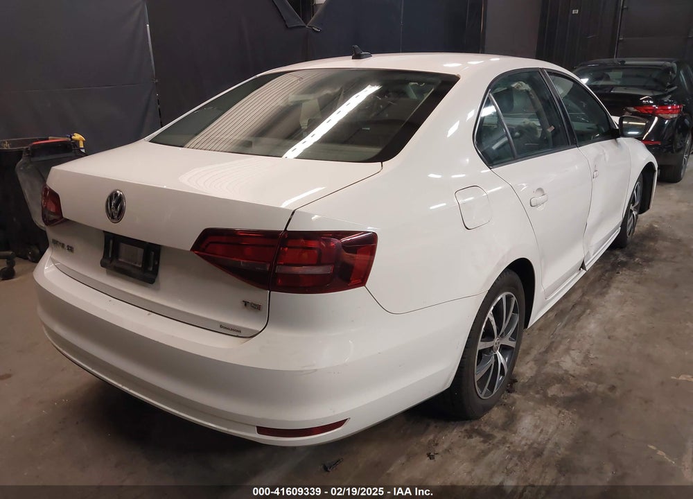 2016 VOLKSWAGEN JETTA VIN: 3VWD67AJ7GM417524