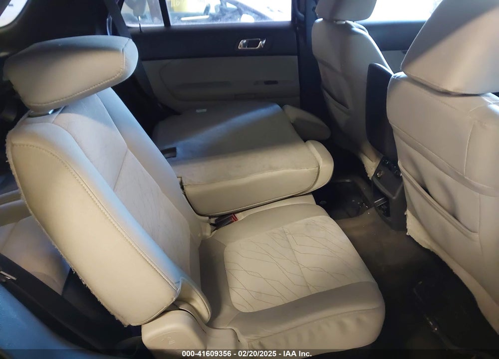 2011 FORD EXPLORER VIN: 1FMHK8B84BGA23933