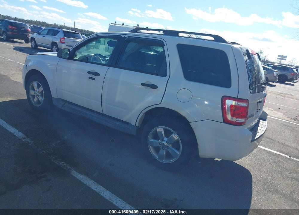 2011 FORD ESCAPE XLT VIN: 1FMCU0D72BKC35415