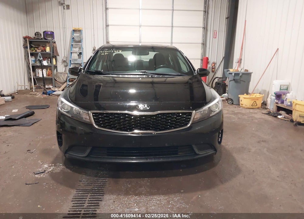 2017 KIA FORTE VIN: 3KPFL4A77HE091372
