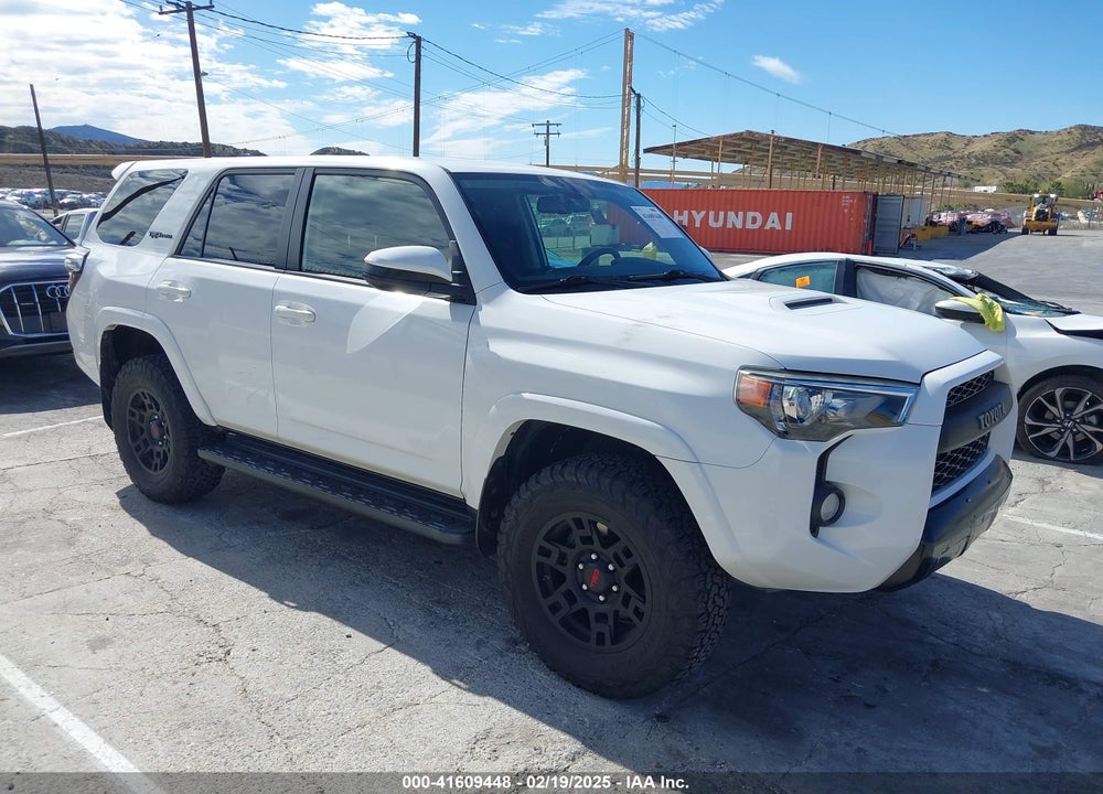 2018 TOYOTA 4RUNNER VIN: JTEBU5JRXJ5484802