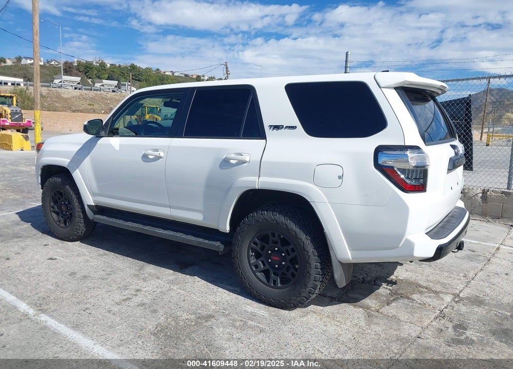 2018 TOYOTA 4RUNNER VIN: JTEBU5JRXJ5484802