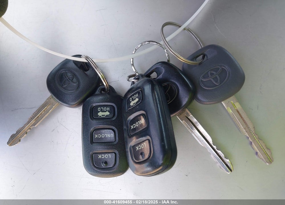 2006 TOYOTA CAMRY VIN: 4T1BF32K26U624497