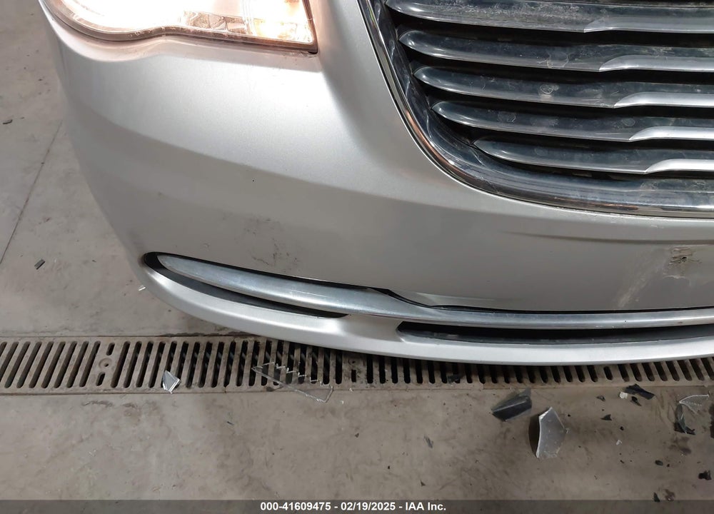2012 CHRYSLER TOWN & COUNTRY TOURING VIN: 2C4RC1BG6CR126114