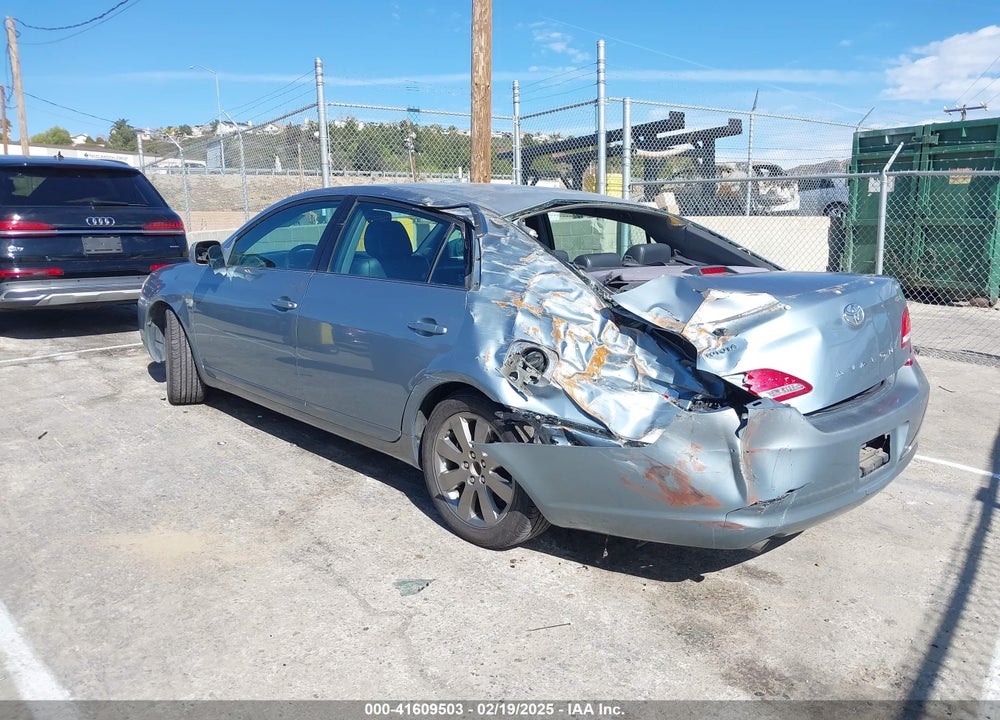 2005 TOYOTA AVALON TOURING VIN: 4T1BK36B45U056421