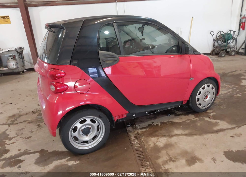 2012 SMART FORTWO VIN: WMEEJ3BAXCK572066