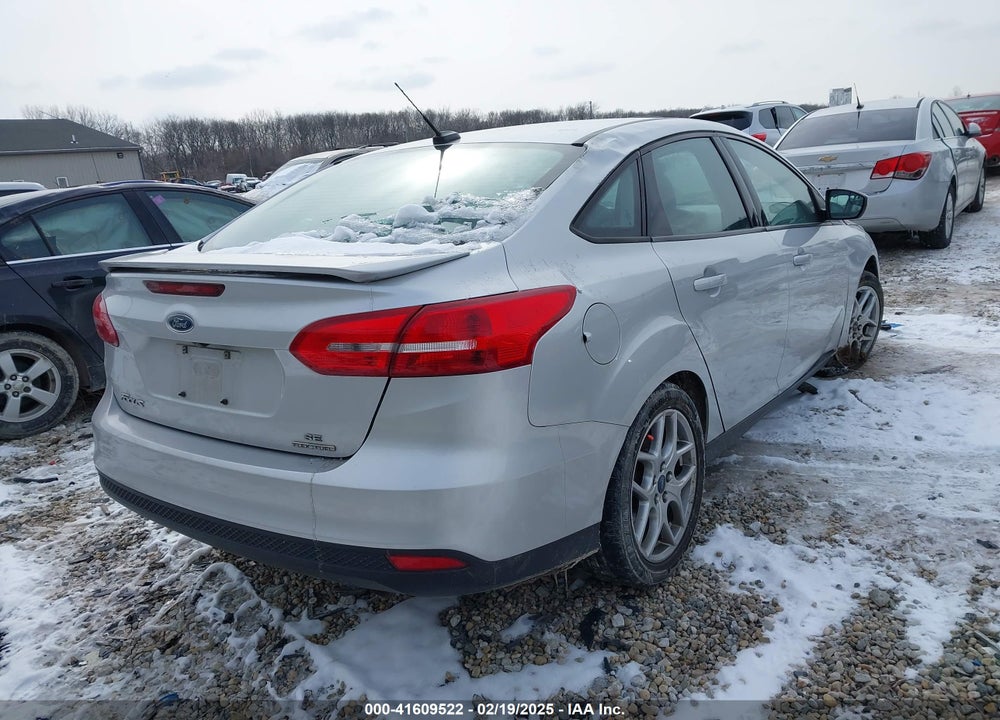 2015 FORD FOCUS VIN: 1FADP3F24FL268232