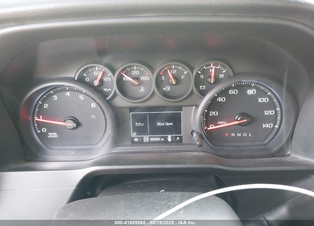 2021 CHEVROLET SILVERADO 1500 4WD DOUBLE CAB STANDARD BED CUSTOM VIN: 1GCRYBEF8MZ113267