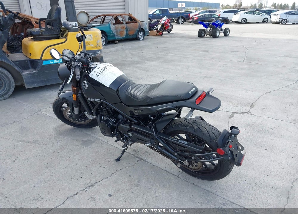 2022 BENELLI LEONCINO VIN: LBBPHF061NBD22234