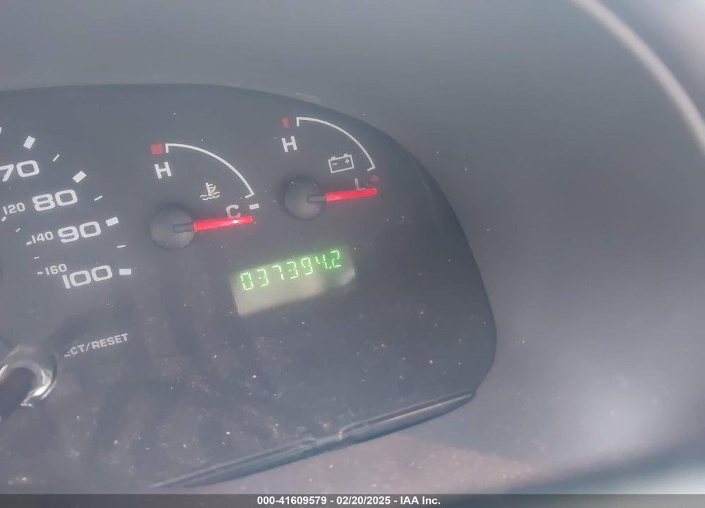 2006 FORD ECONOLINE E450 SUPER DUTY CUTWY VAN VIN: 1FDXE45S76DA85336