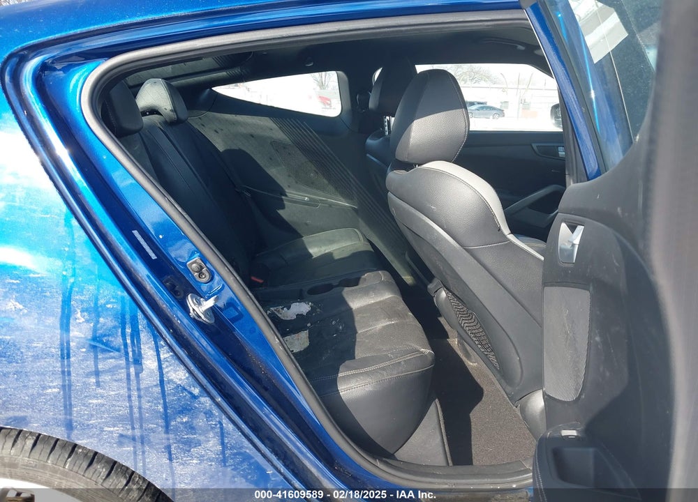 2016 HYUNDAI VELOSTER VIN: KMHTC6AE3GU253622