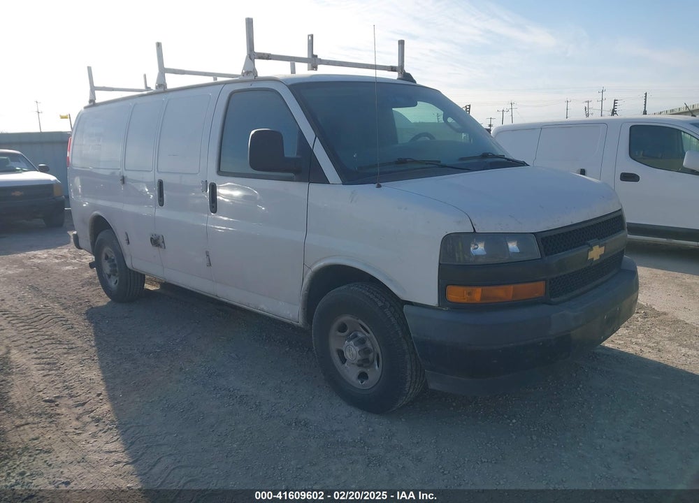 2021 CHEVROLET EXPRESS CARGO RWD 2500 REGULAR WHEELBASE WT VIN: 1GCWGAF71M1161411