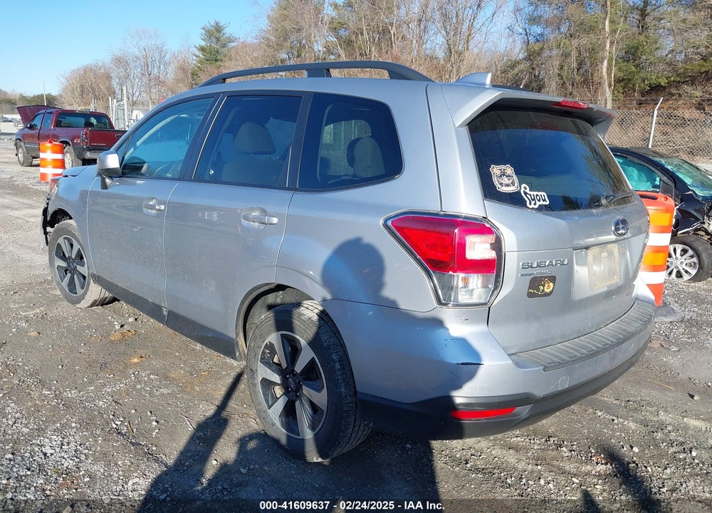 2018 SUBARU FORESTER 2.5I PREMIUM VIN: JF2SJAGC5JH601260