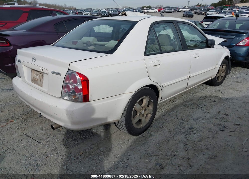 2000 MAZDA PROTEGE VIN: JM1BJ2221Y0208156