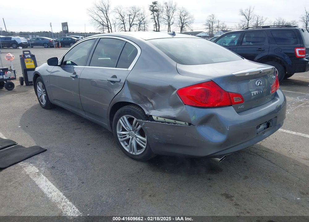 2015 INFINITI Q40 VIN: JN1CV6AR3FM650007