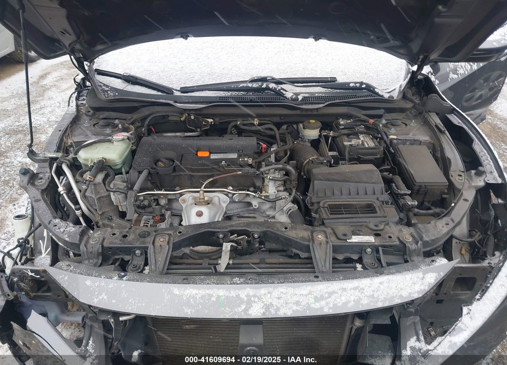 2018 HONDA CIVIC VIN: 19XFC2F76JE025740