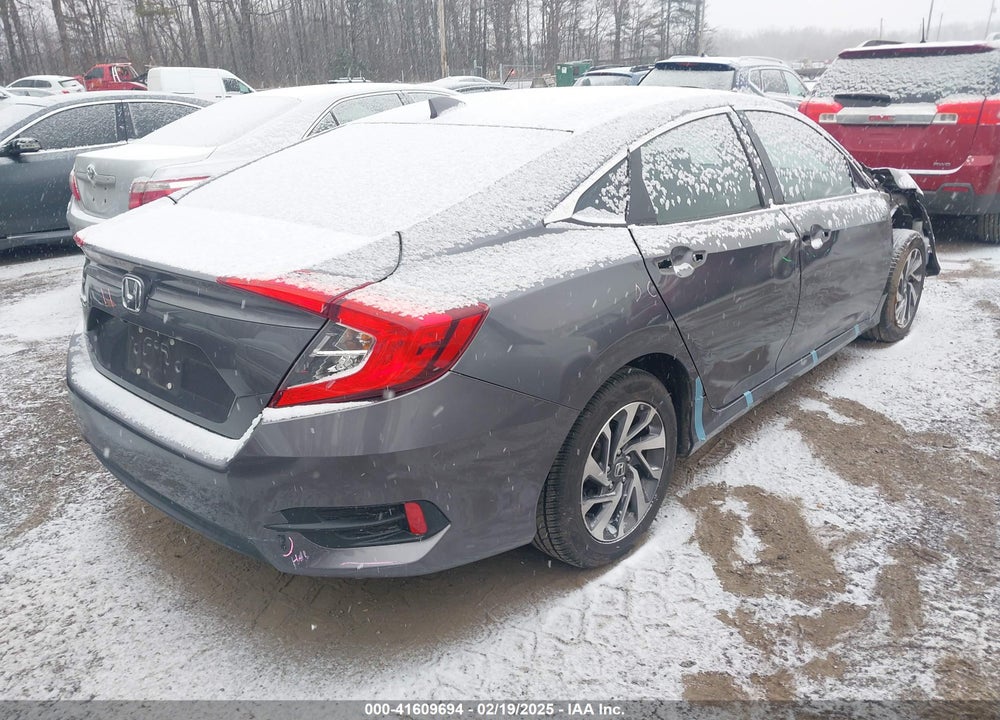 2018 HONDA CIVIC VIN: 19XFC2F76JE025740