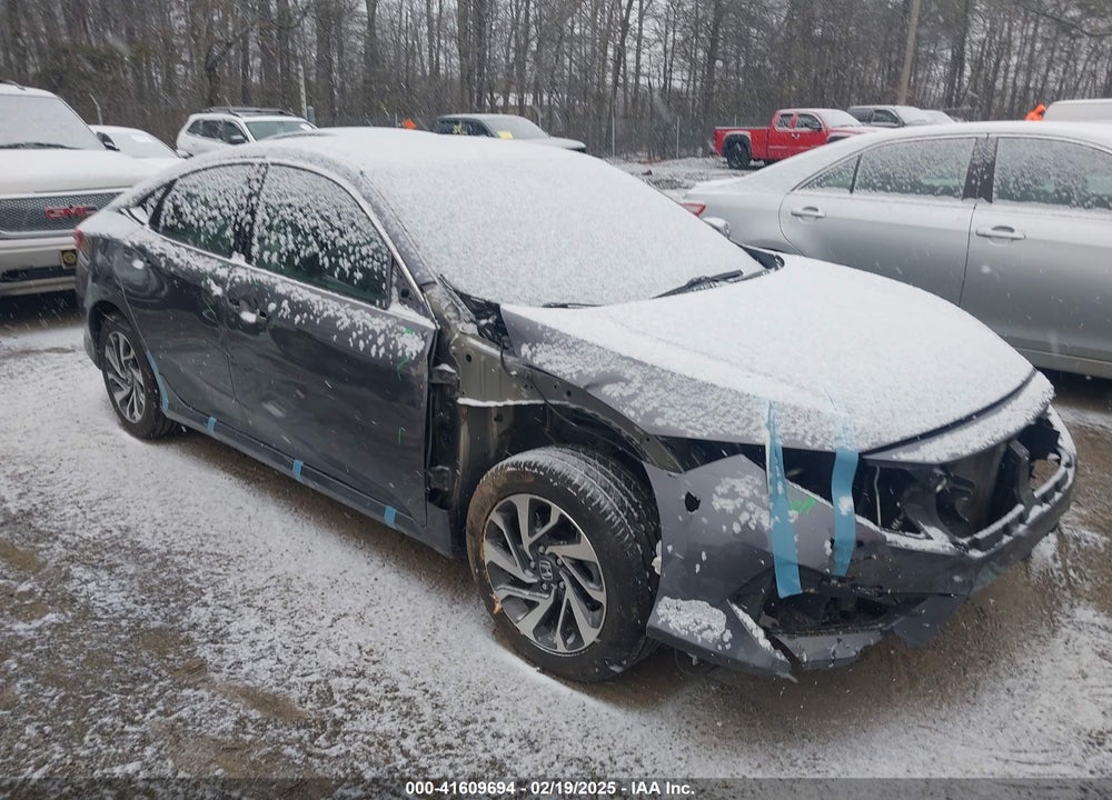 2018 HONDA CIVIC VIN: 19XFC2F76JE025740