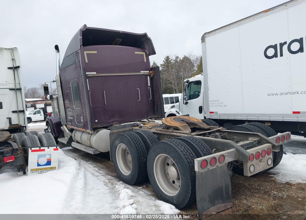 2003 KENWORTH CONSTRUCTION W900 VIN: 1XKWDB9X23J389589