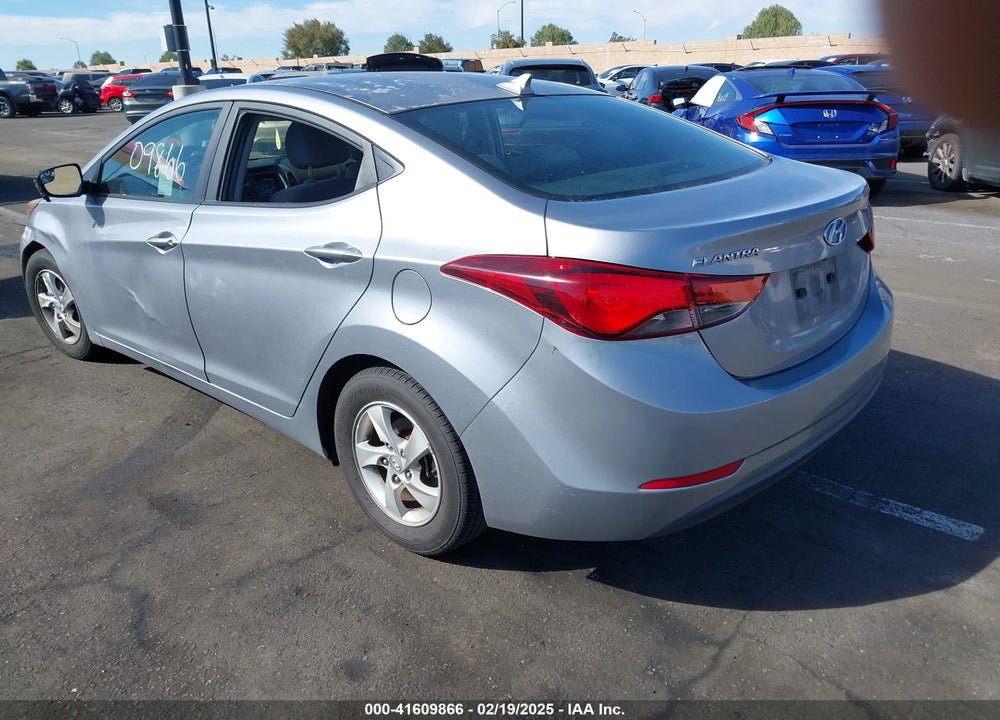 2015 HYUNDAI ELANTRA VIN: 5NPDH4AE7FH629004