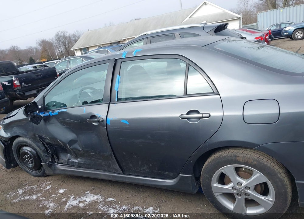 2011 TOYOTA COROLLA VIN: 2T1BU4EE5BC645860