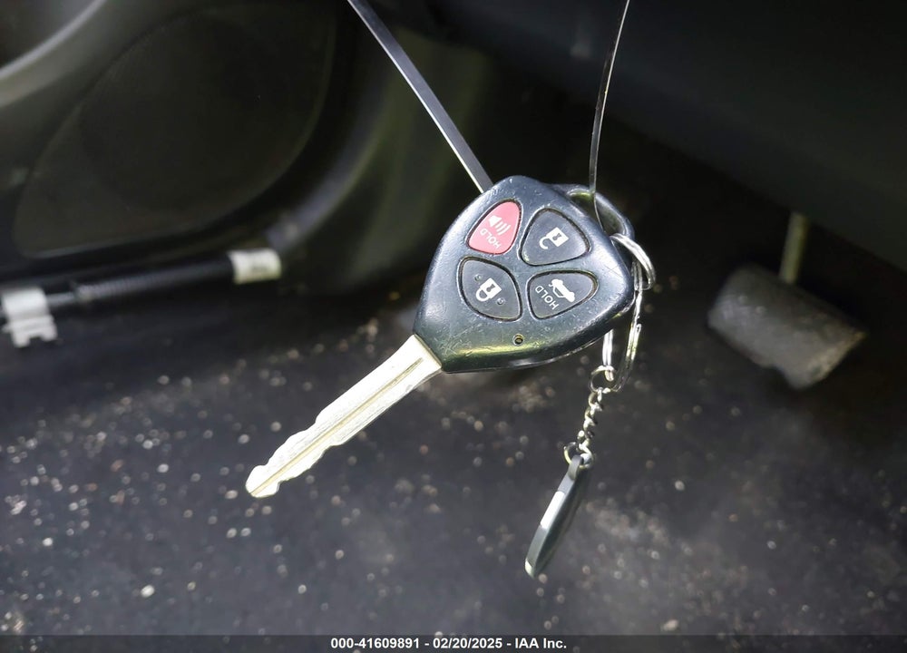 2011 TOYOTA COROLLA VIN: 2T1BU4EE5BC645860
