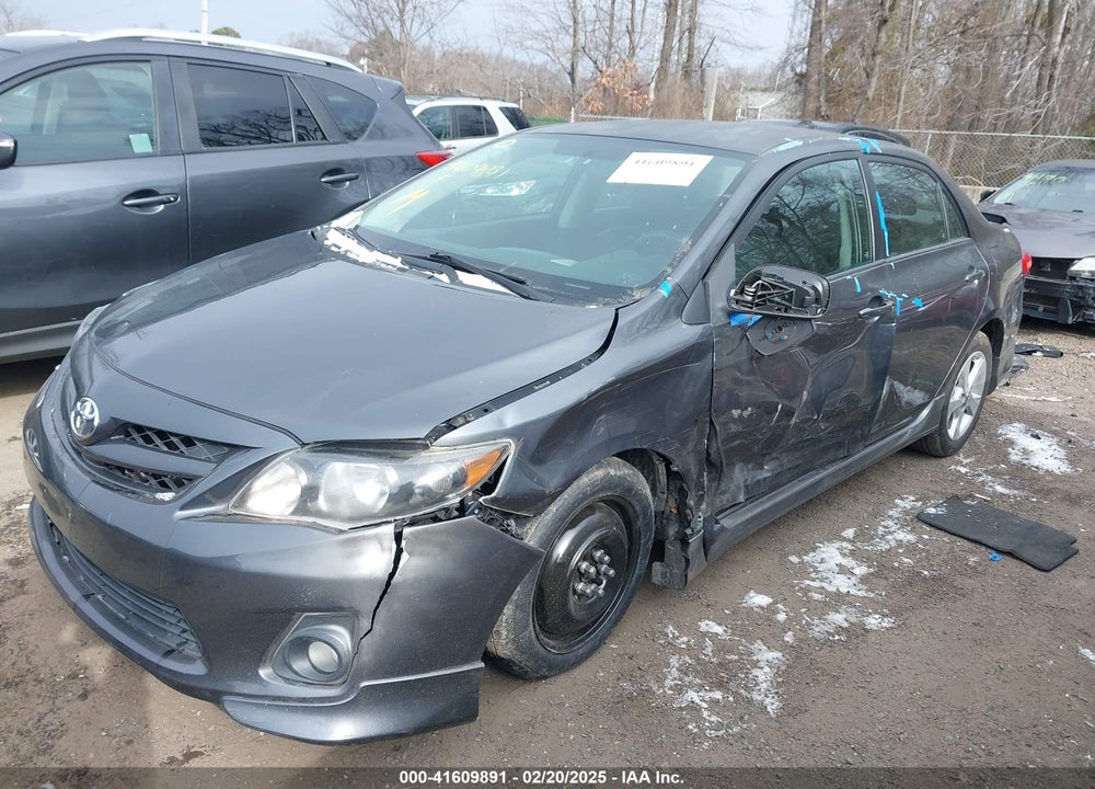 2011 TOYOTA COROLLA VIN: 2T1BU4EE5BC645860