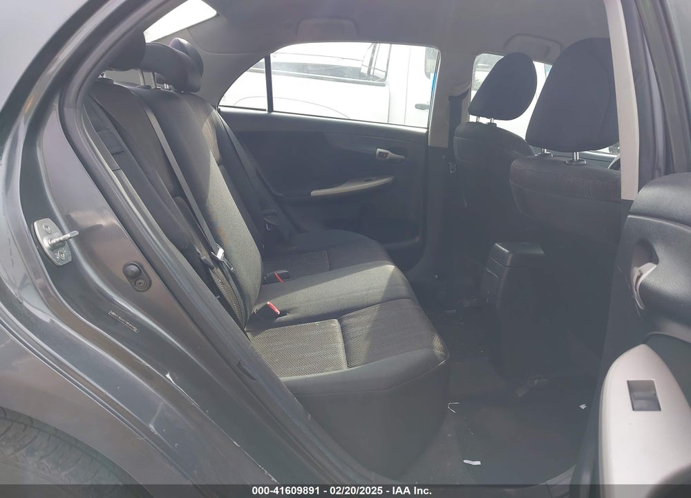 2011 TOYOTA COROLLA VIN: 2T1BU4EE5BC645860