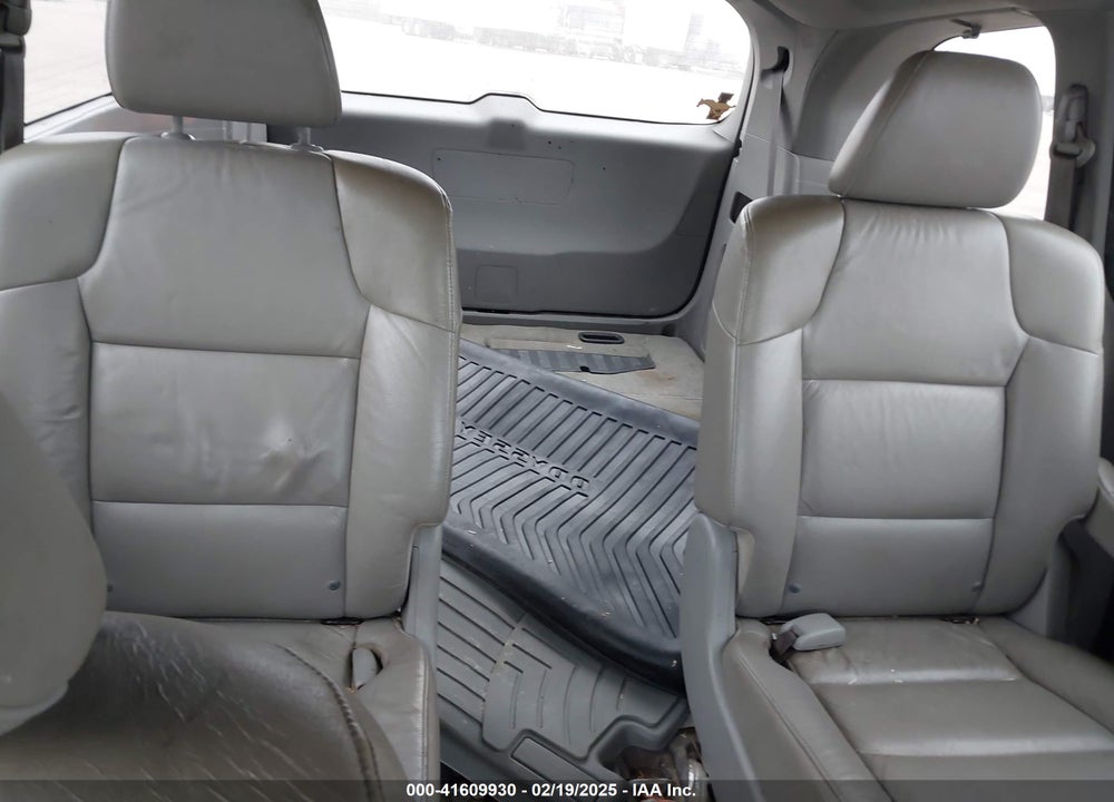 2011 HONDA ODYSSEY EX-L VIN: 5FNRL5H61BB012795